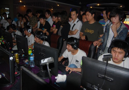 白云又叕倒啦！icon伊泽瑞尔超神暴走三杀 icon队1-0Letme队