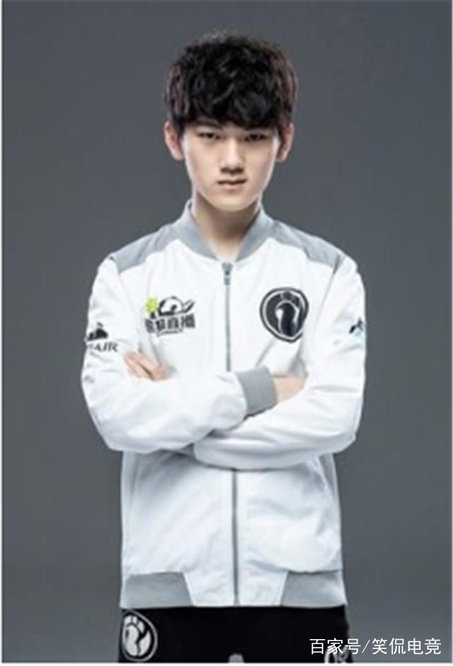 全新赛事重磅来袭，2023赛季季前启航赛即将开启，LPL赛区将在1月11日18点接过直播接力棒